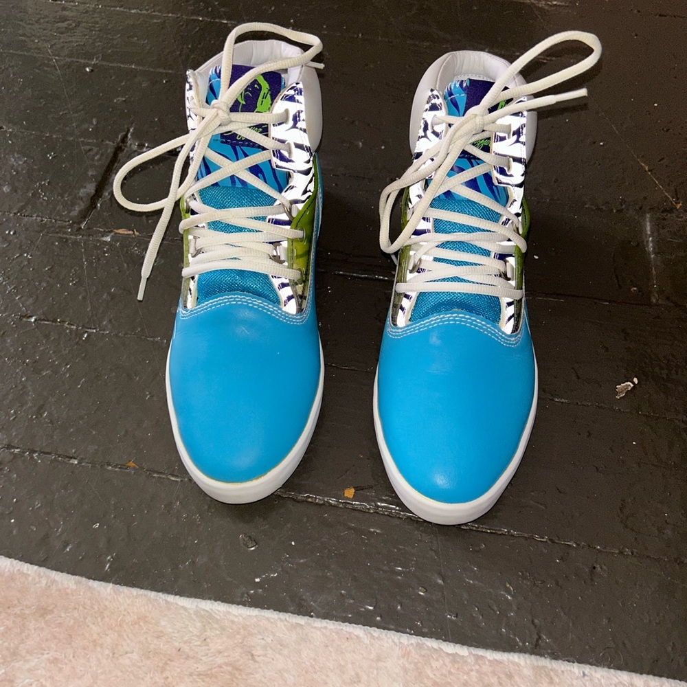 Women’s Midtop Fashion Sneakers